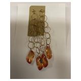 Pair of earrings