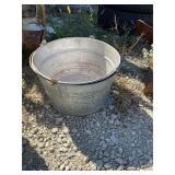 Two Metal pan