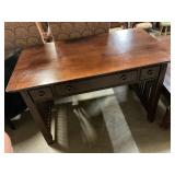 American furniture desk 47ï¿½x26ï¿½
