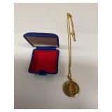 Pennant necklace