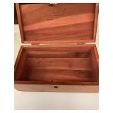 Lane jewelry box