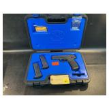 FNX FNX-45 Pis. 45 ACP 3 magazines & case
