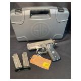 Sig Sauer P229 Legion pis 9mm 3mags & case