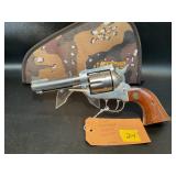 Ruger Black Hawk Rev 357 w/case