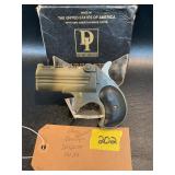 Davis Derringer D-38Pis 38 IOB