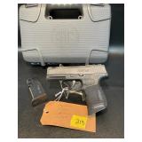 Sig Sauer P365 Pis 9x19 w/case & 2magazines