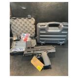 Keltec CP33 Pis 22 3magazine has two cases