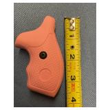 Smith&Wesson J -Frame pink grip