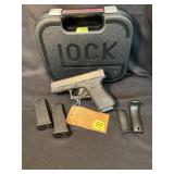 Glock 19 Gen5 pis 9x19 3mags &case