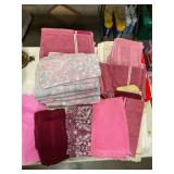 Assorted towels