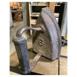 Cast iron #6 Blacklock Iron