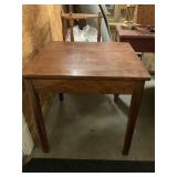 Swiveling square wood table 25" x 25" x 24"