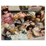 Lot of porcelain dolls