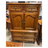 Dixie Chest w 5drawers matches #165