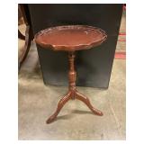 Wood plant table 20" Tall