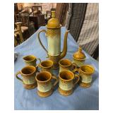 Vintage coffee / tea set