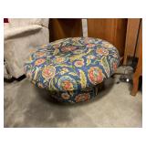 Ottoman round blue flowered 34" round