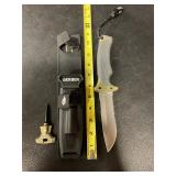 Gerber survival hunting knife