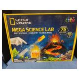 National Geographic mega science lab set NEW