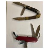 Assorted pocket knives