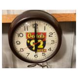 Vintage Oertels 92 beer clock works 10" round