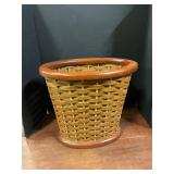 Waste basket woven design