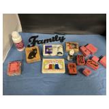 Stamps w/ stamp pads