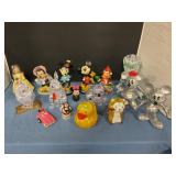 Mickey / Minnie figures with extras