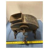 Dealer model, corn sheller display