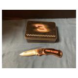 Tribute to a Legend Knife in case