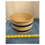 Vintage Robinson, low profile stoneware croc