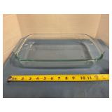 Pyrex casserole dish.