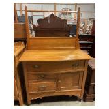 Antique wood dry sink 30ï¿½ x 19ï¿½ x 55ï¿½ tall