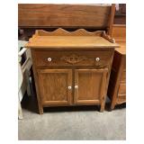 Vintage wood dry sink 32ï¿½ x 18ï¿½ x 35ï¿½ tall
