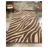 Area rug 8ï¿½ x 63ï¿½