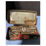 Tool box w/ assorted hand taps