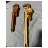 Pipe wrenches