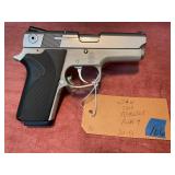 S&W 3913 Pistol 9mm Parabellum