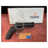 Taurus Raging Hunter Rev 44mag in original box