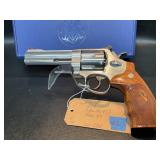 Smith&Wesson 629Classic Rev 44mag w/Case