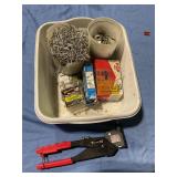 Pop rivet gun with rivets