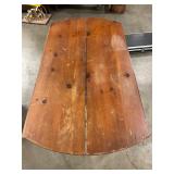 Double drop leaf round table