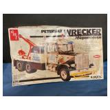 Peterbilt ERTL wrecker model kit NEW