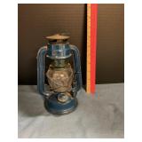 Kerosene lantern