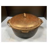 Cast iron 10ï¿½ round Dutch oven