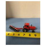 Case ih 5088 with plow