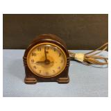 Vintage Telechron electric alarm clock