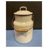 Enamel white milk can w/ lid 11ï¿½ T