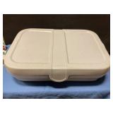 Pyrex casserole dish w  Aladdin container