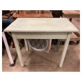 Side table 35ï¿½ L x 22ï¿½ W x 30ï¿½ T